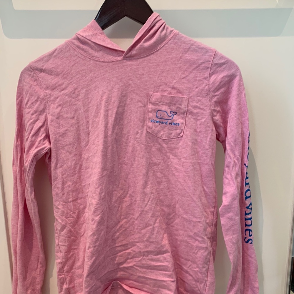 VINEYARD VINES PINK LONG SLEEVE WITH HOODIE